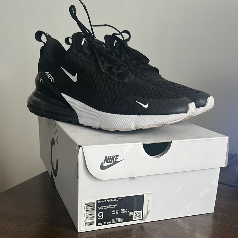 Nike Air Max 270 Black Sneakers